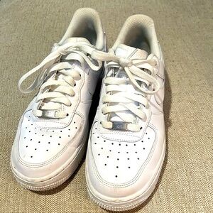 Nike Air Force 1 White Size 6.5 (Men) Like New